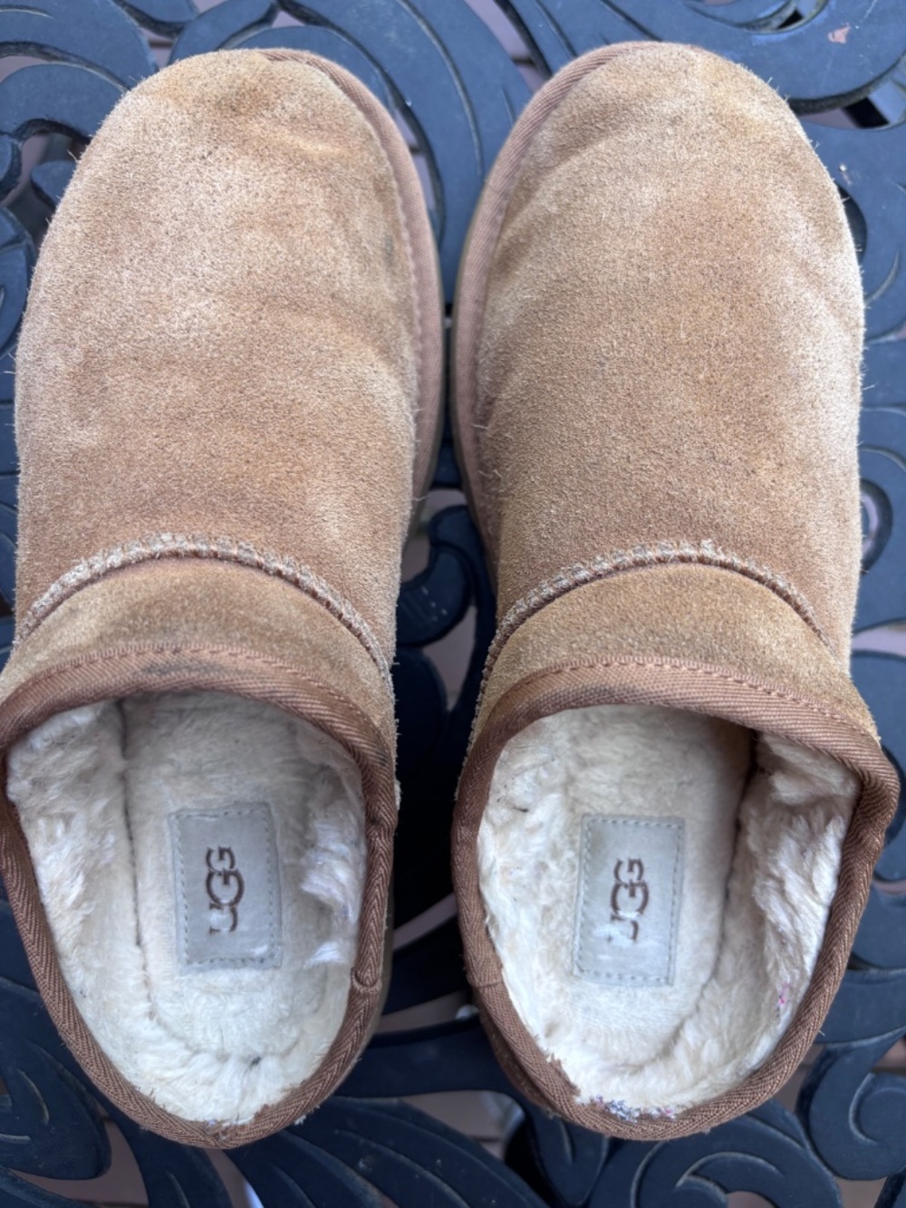 UGG Chestnut Suede Slippers Sz 10 Cozy Fall Clogs Shearling Slip On Shoes